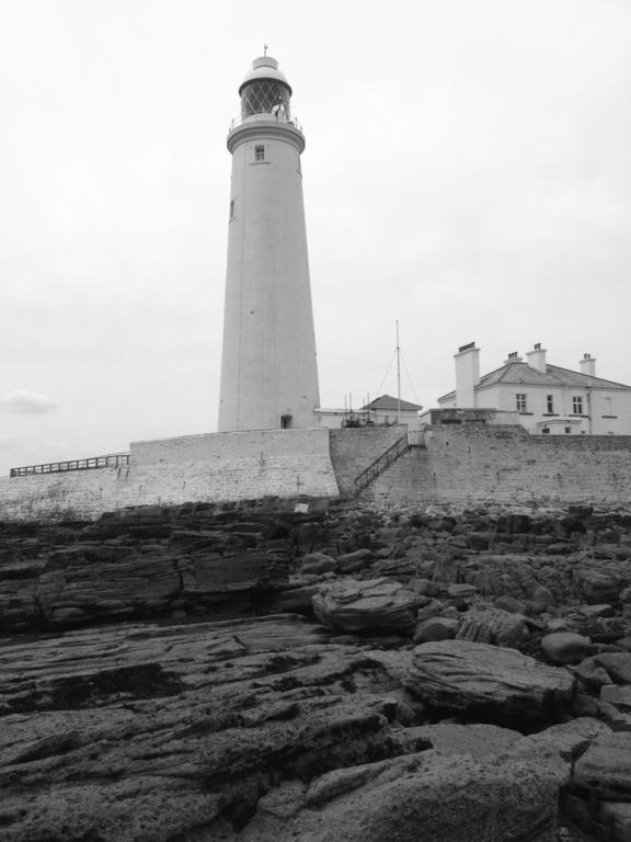 Lighthouse Guest House ウィットレイ・ベイ エクステリア 写真
