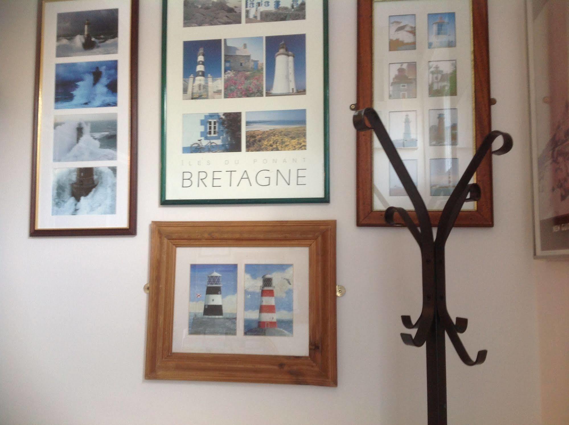 Lighthouse Guest House ウィットレイ・ベイ エクステリア 写真